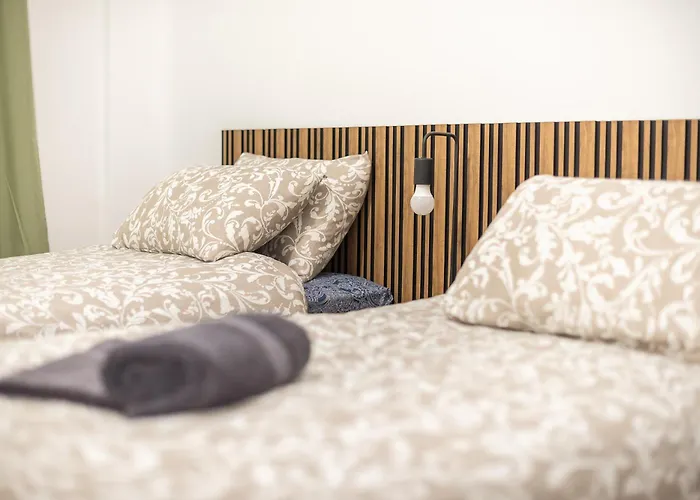 Stylish Luxury Apartment At Ampelokipi Metro Station