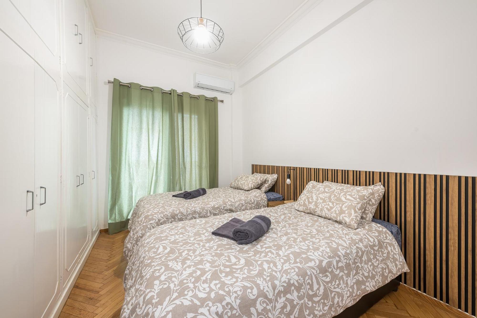 Stylish Luxury At Ampelokipi Metro Station Apartment Athens